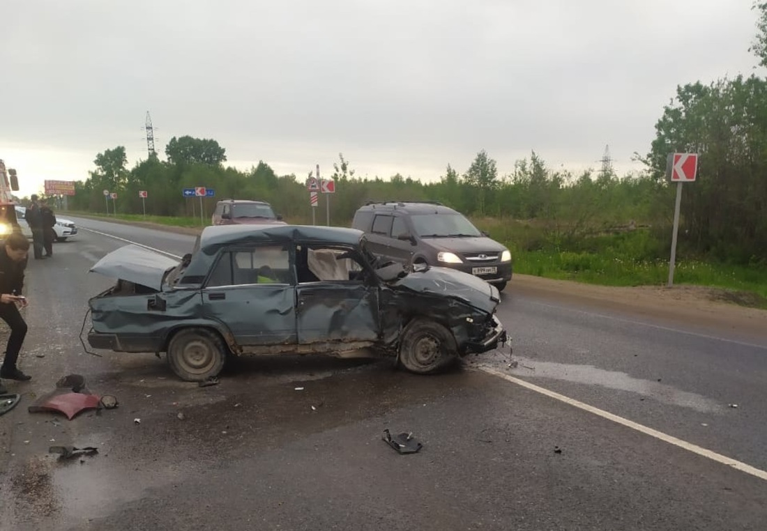 49-летний мужчина погиб в массовой аварии под Соколом