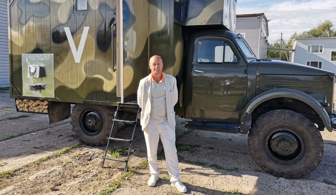 Русскую баню на базе автомобиля ГАЗ-51 изготовили сокольчане для участников СВО