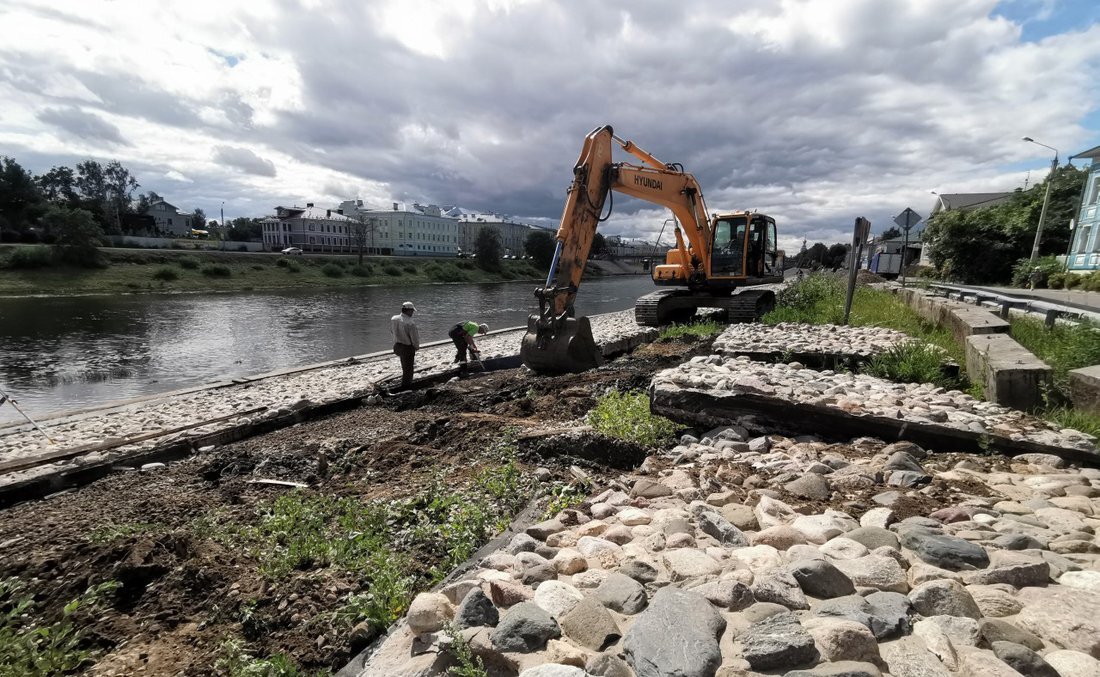 Вологодскую «Магистраль» оштрафовали за некачественные работы на городской набережной