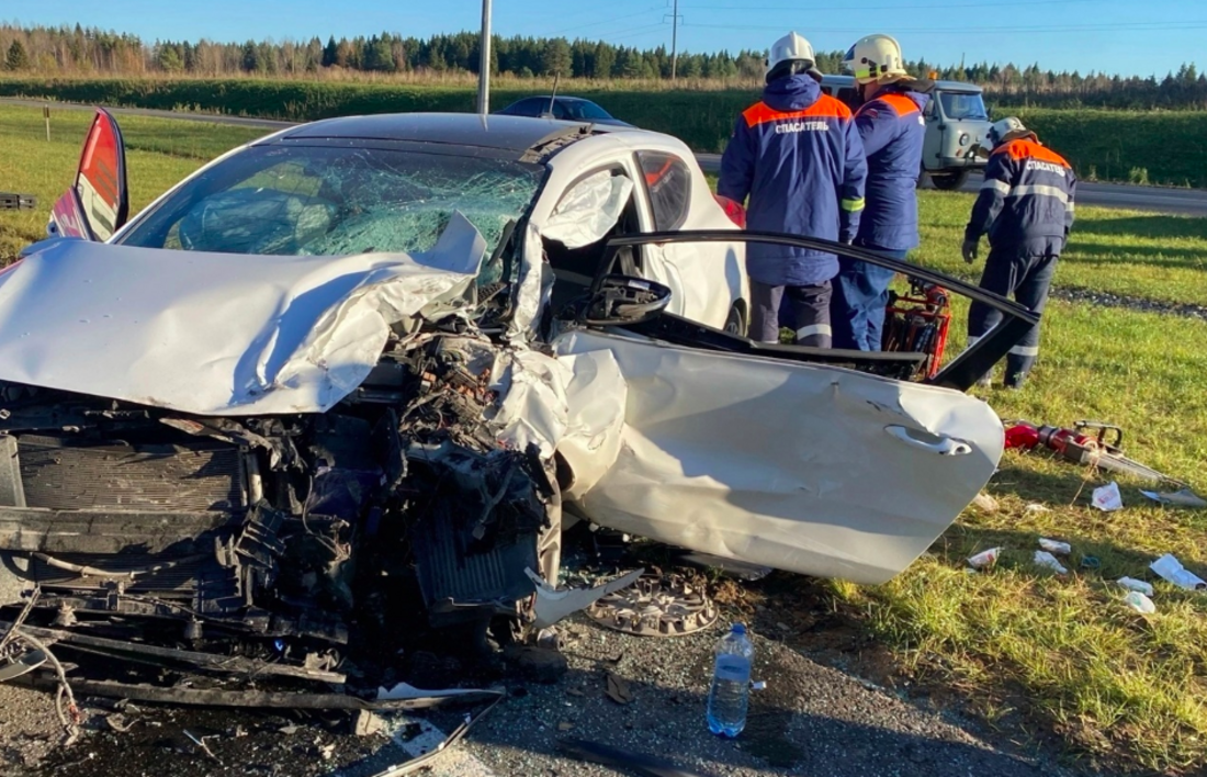 Серьёзное ДТП произошло на трассе под Вологдой: есть пострадавшие 