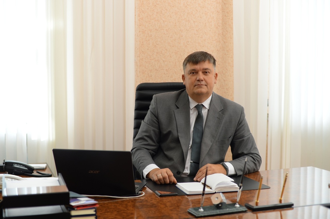 Глава Междуреченского округа едва не стал жертвой сетевых мошенников