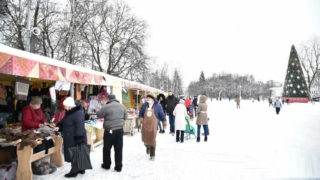 Работу праздничных ярмарок продлили в Вологодской области