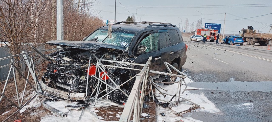 Два человека пострадали в ДТП под Вологдой 