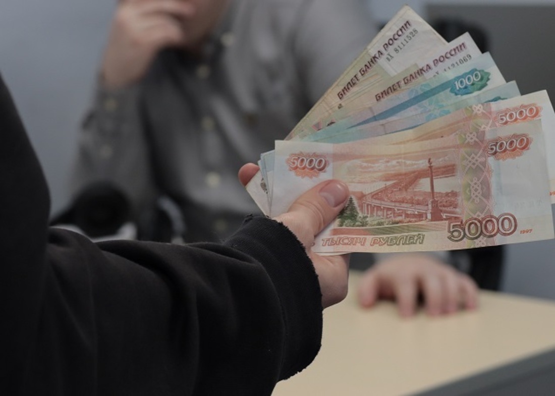 10 млн рублей отдал мошенникам житель Вологды