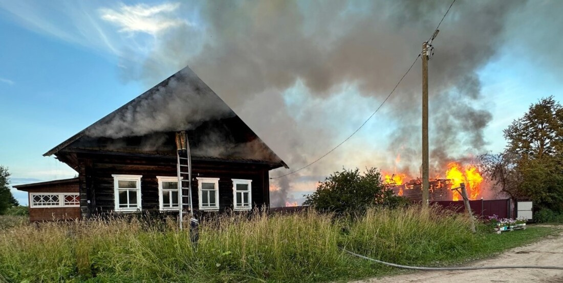 Мужчина погиб на пожаре в Устюженском округе