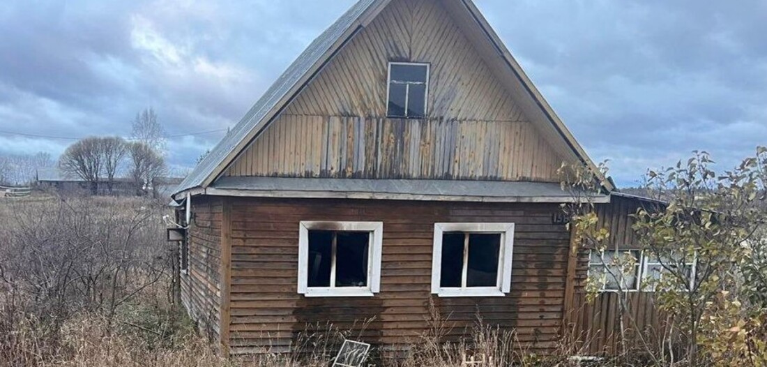 Два человека погибли при пожаре в Климовском