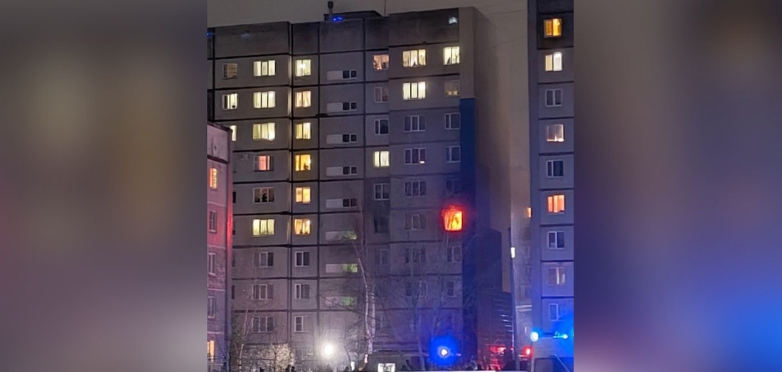 Пламя вырывалось из окна: серьёзный пожар случился в многоэтажном доме в Вологде