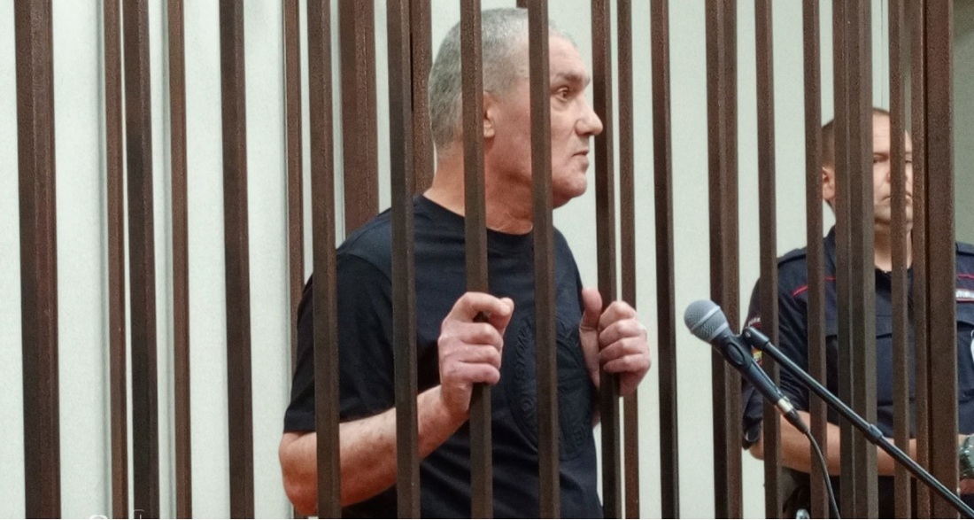 Азербайджанца, занимающего пост лидера в преступной иерархии, судят в Вологде