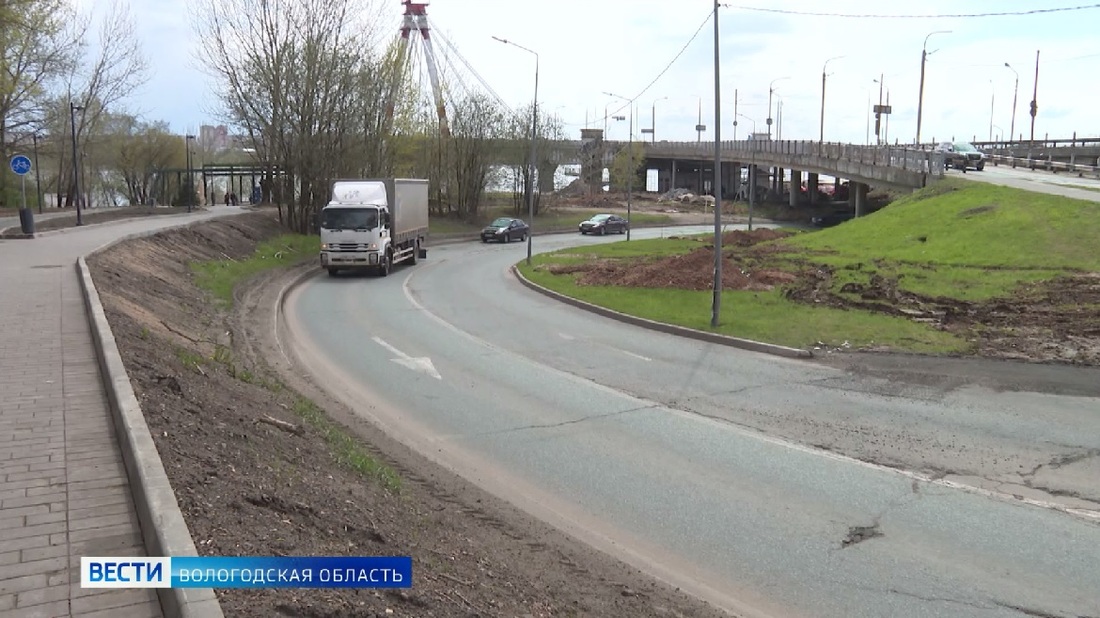 Ремонт подъезда к Череповцу завершается в Вологодской области