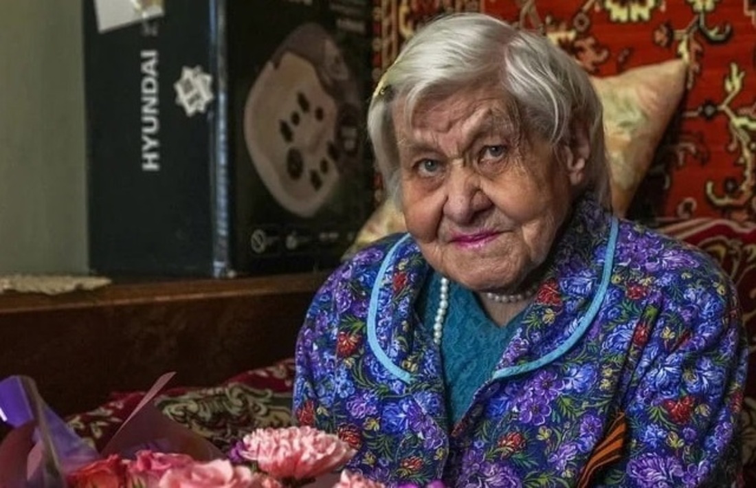 Вековой юбилей отметила вологжанка Розалия Ивановна Акимова