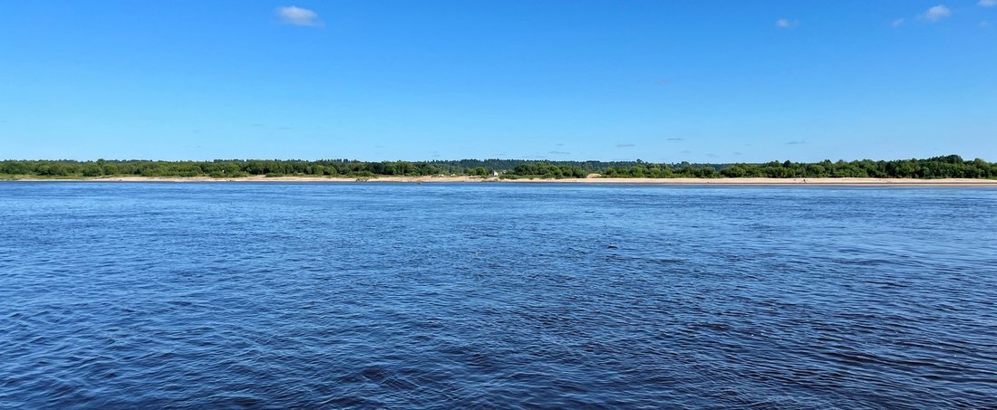 Вологодские спасатели извлекли из воды тела пенсионера и ребёнка