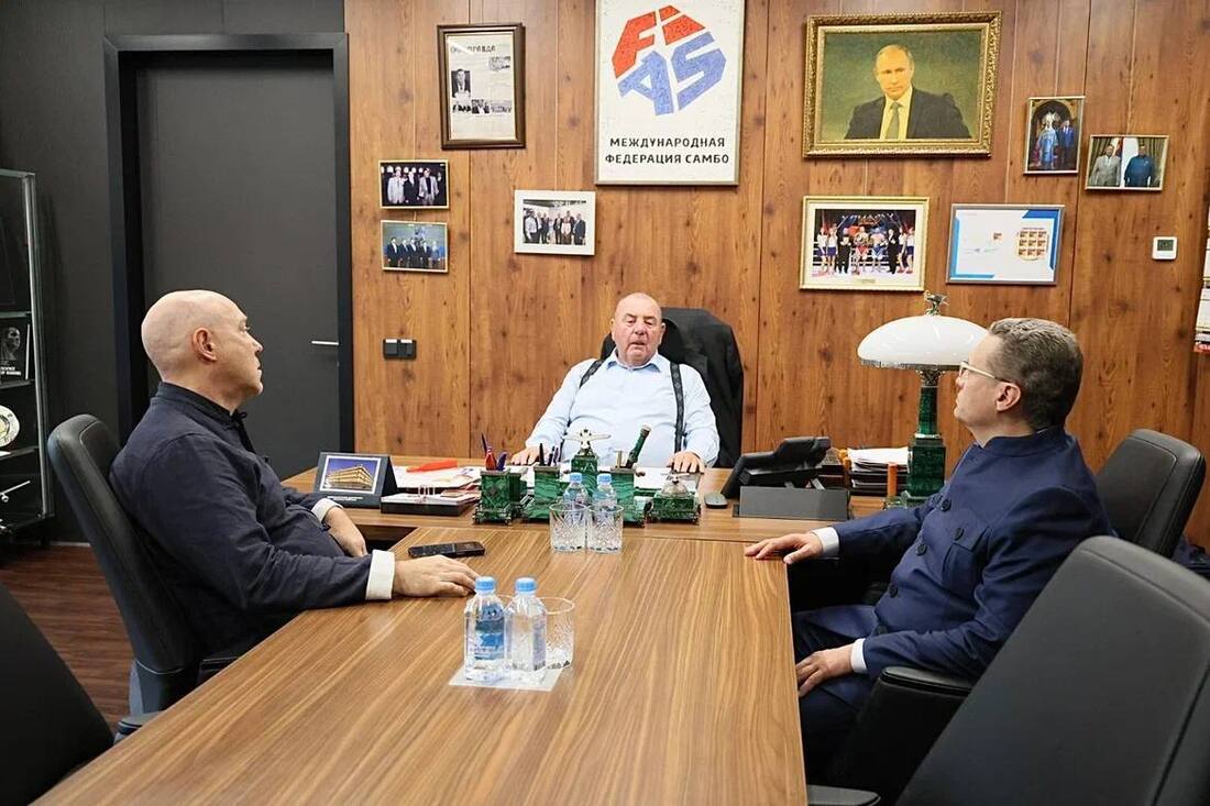 Георгий Филимонов поблагодарил президента Международной федерации самбо Василия Шестакова за поддержку вологодских инициатив