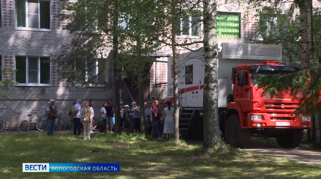Передвижной медицинский комплекс работает в Череповецком округе