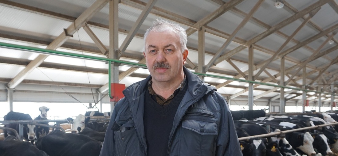 Президент наградил орденом дружбы главного зоотехника шекснинского СПК «Русь»