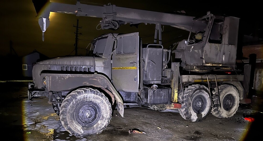 19 пожарных тушили загоревшиеся гаражи с грузовиками в Череповецком округе