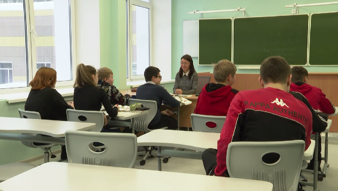 Новые меры поддержки для педагогов и молодых родителей введены в Вологодской области