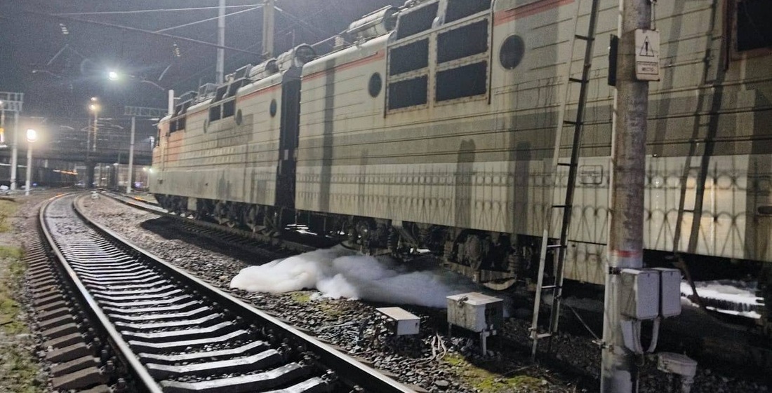 Транспортная прокуратура проводит проверку по факту задымления электровоза в Вологде