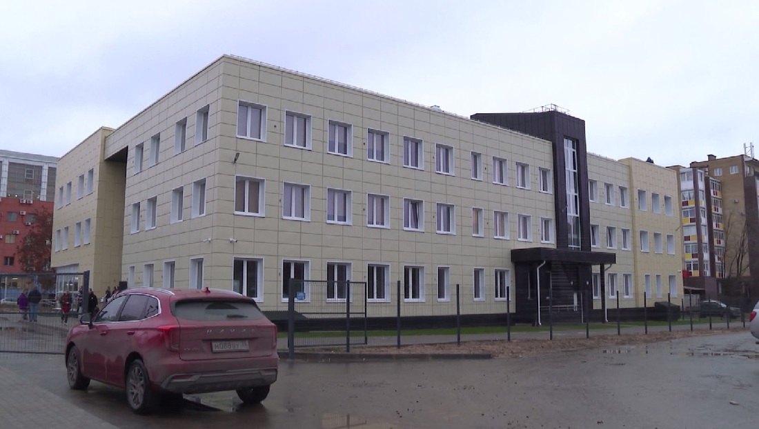 Новое общежитие открыли для студентов Череповецкого областного училища искусств 