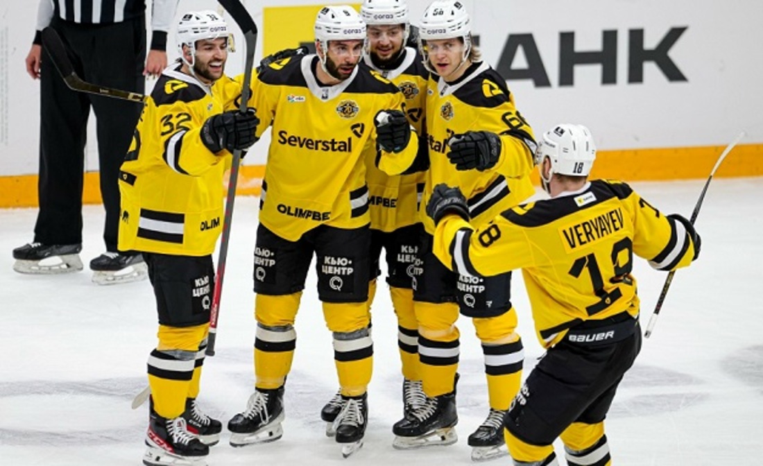 Хоккейная «Северсталь» обыграла на выезде московский «Спартак»