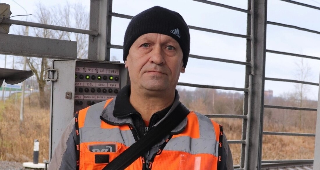 Вологжанин предотвратил ДТП на железнодорожном переезде в Прилуках