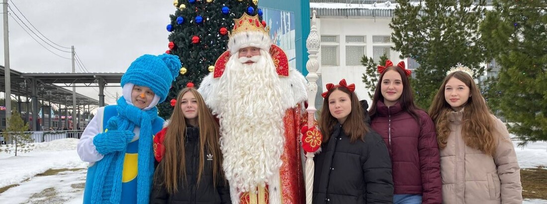 Выездная резиденция великоустюгского Деда Мороза начала принимать первых туристов