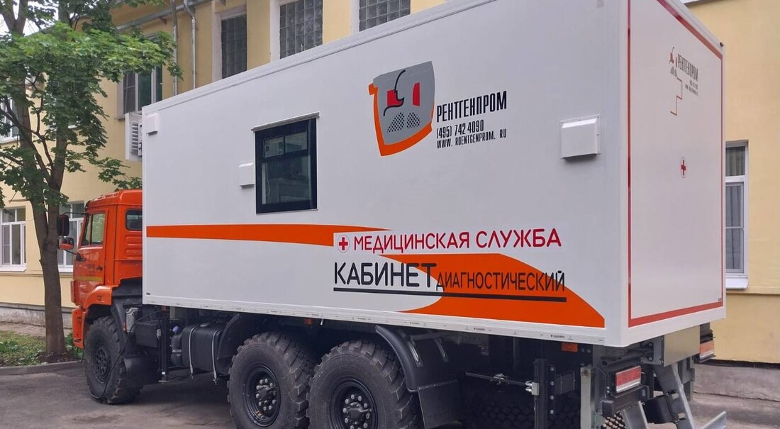 Полсотни выездов совершил передвижной медицинский комплекс в Череповце 