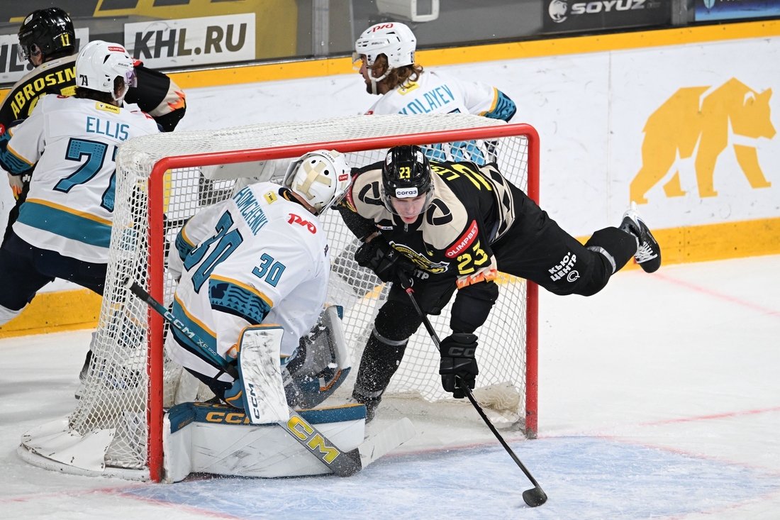 Хоккейная «Северсталь» вырвала победу у «Сочи» в Череповце