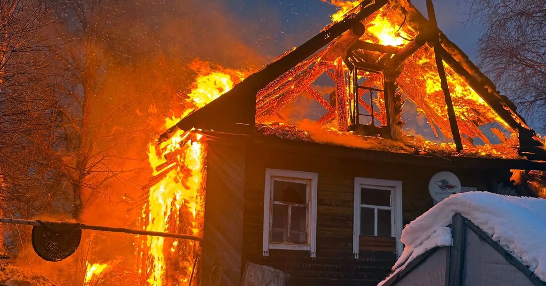 Семья лишилась дома при пожаре в Никольском округе