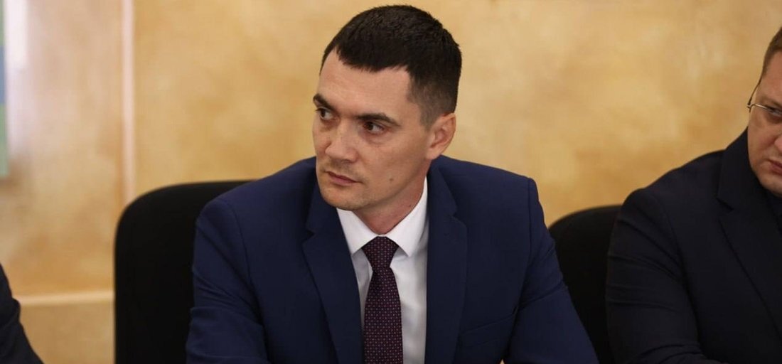 Роман Маслов покидает пост главы Череповца