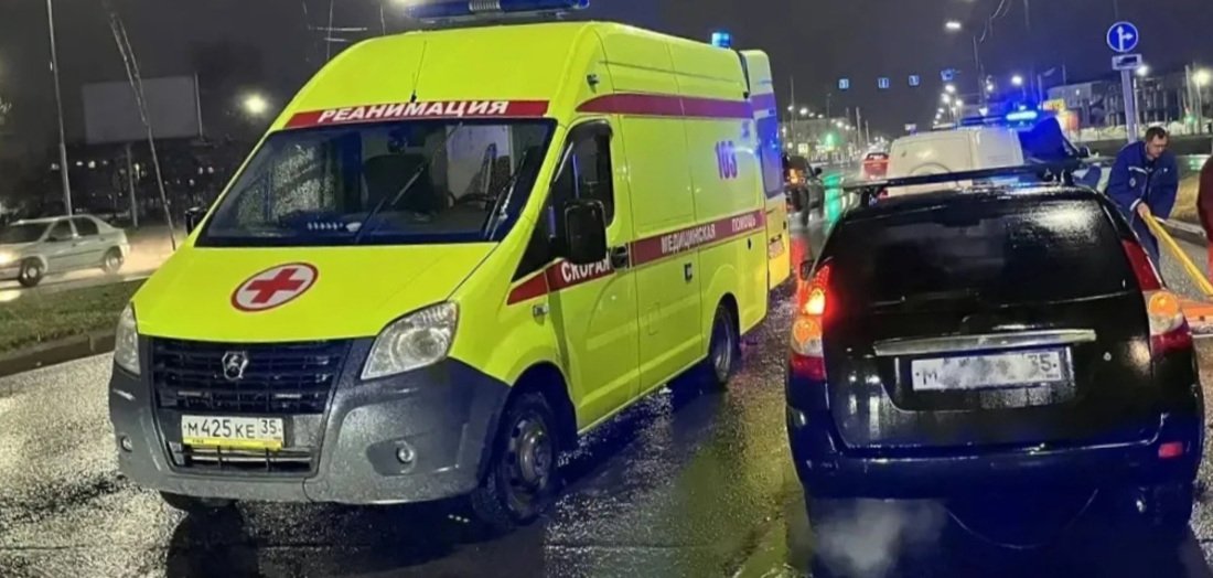 Мужчина погиб в результате дорожной аварии в Череповце