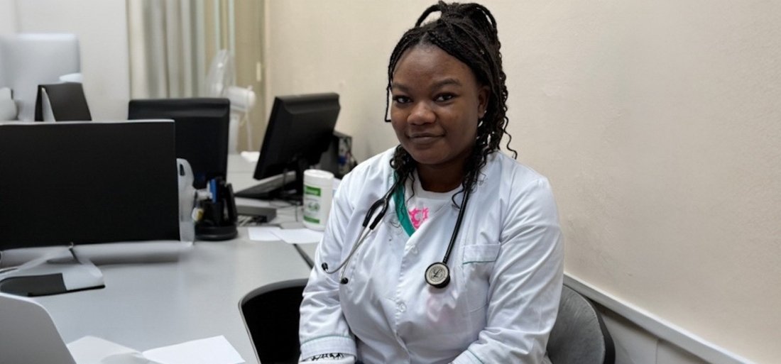 Врач-терапевт из Нигерии начала работу в череповецкой поликлинике