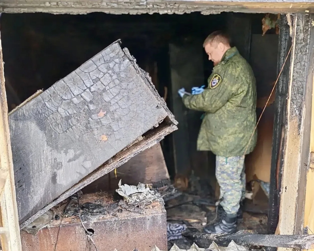 Тело мужчины нашли во время тушения квартиры в Соколе