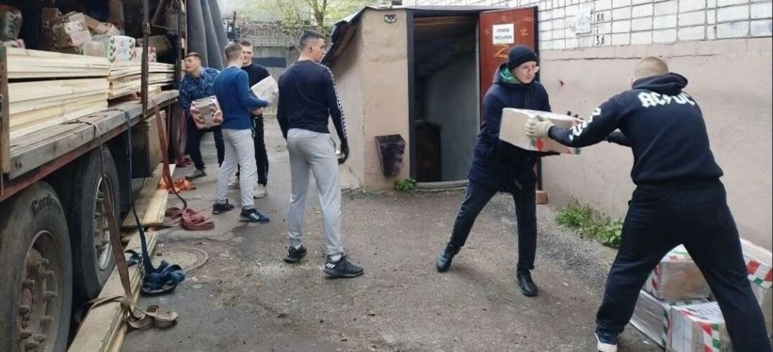 Очередную партию гуманитарного груза отправили члены вологодского «Боевого Братства» на СВО