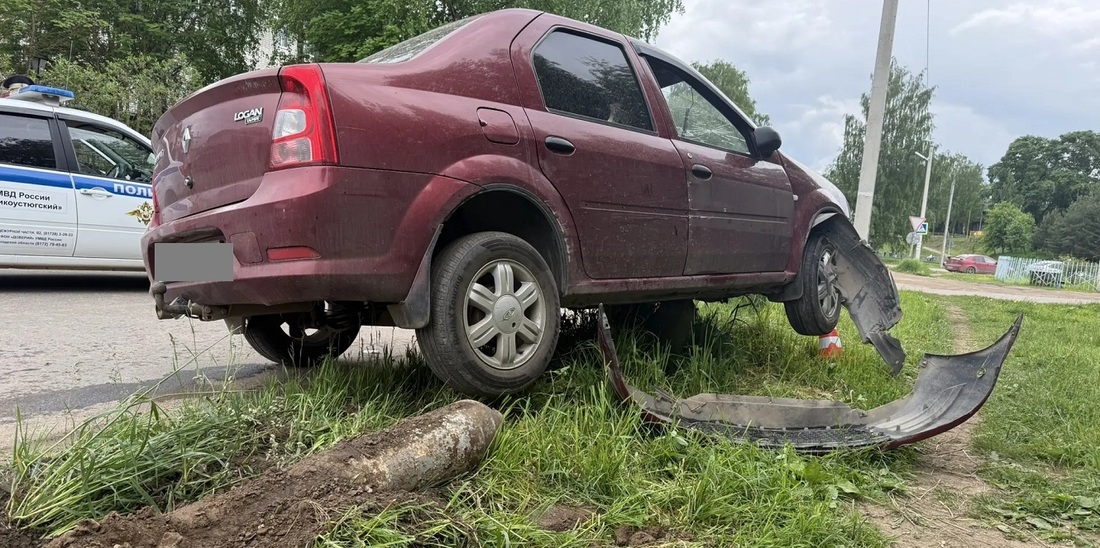 Женщина и ребёнок получили травмы в авариях на вологодских автодорогах
