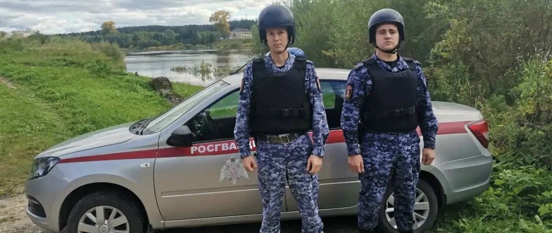 Тонущего мужчину спасли на реке Сухона в Тотемском округе
