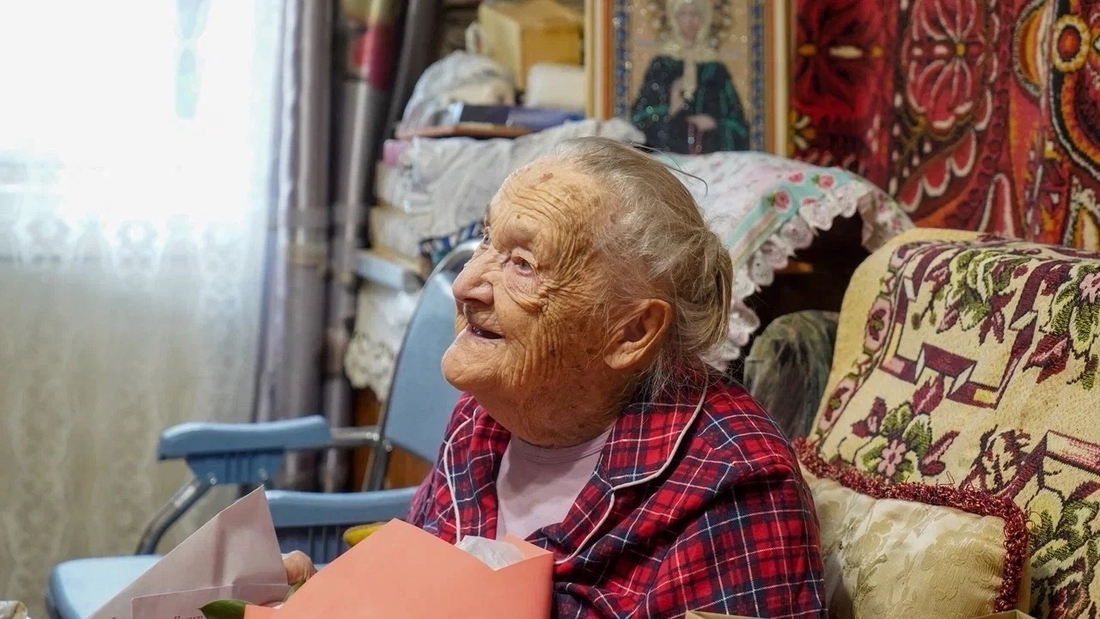 102 года исполнилось ветерану Великой Отечественной войны Фаине Щегловой
