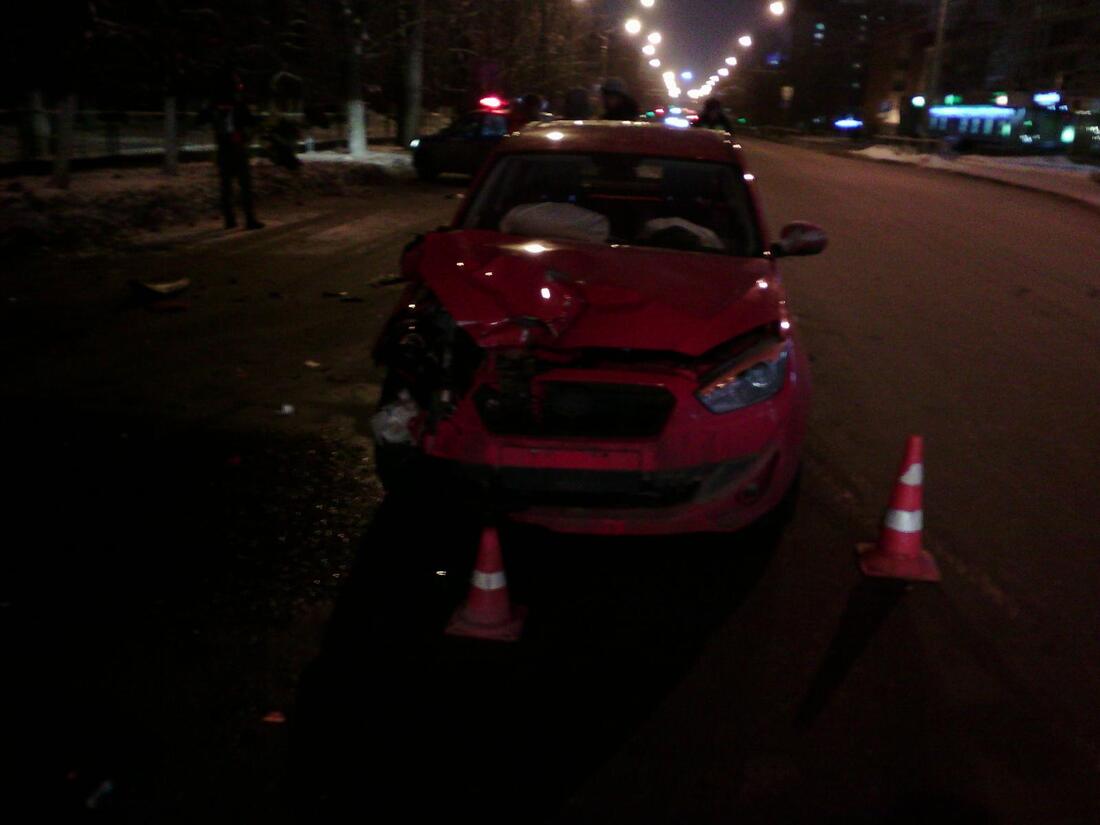Мотовездеход и иномарка столкнулись в Вологде: есть пострадавший
