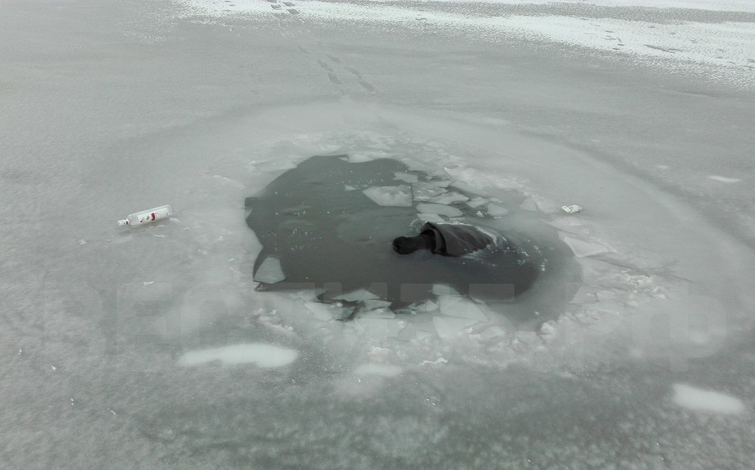 Житель Вологды утонул в реке, провалившись под лёд