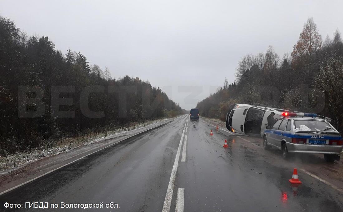 В Тотемском районе перевернулся пассажирский микроавтобус: есть пострадавшие