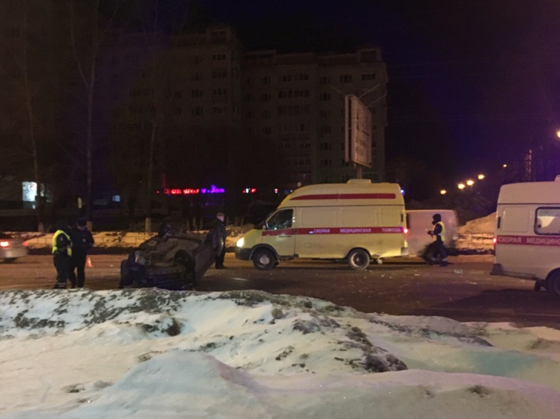 В Вологде на перекрёстке Ленинградская-Новгородская произошло серьезное ДТП 