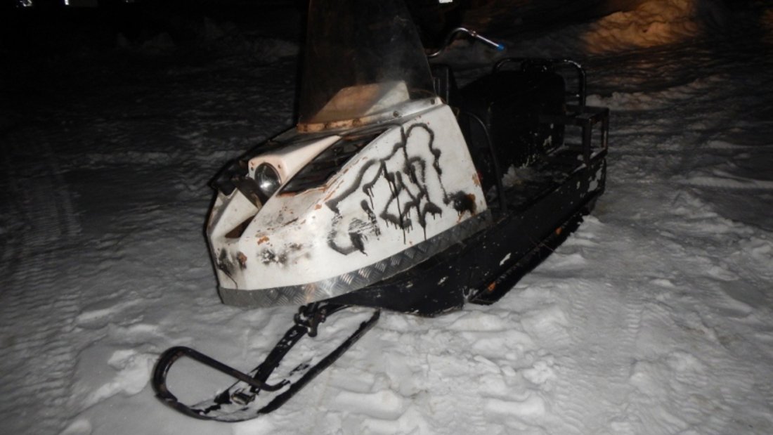 Нетрезвый житель Грязовца угнал снегоход и попал в ДТП
