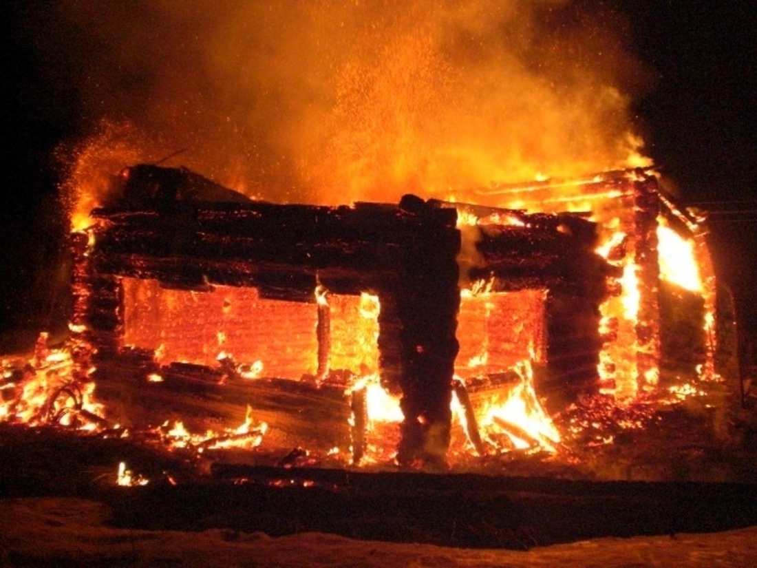 В Тарногском районе сгорел одноэтажный дом