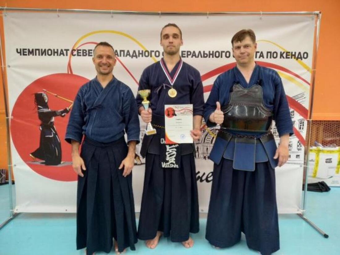 Череповчанин Роман Вьюшин одержал победу на чемпионате по кендо