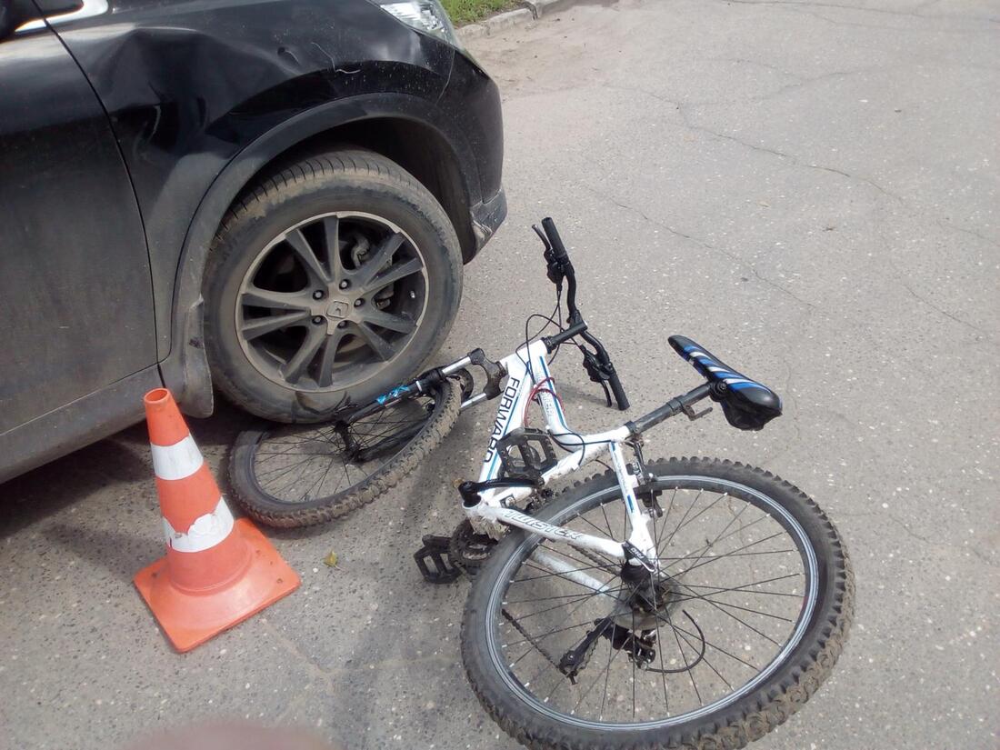 Вологжанин на «Хонде» сбил в центре города 17-летнего велосипедиста
