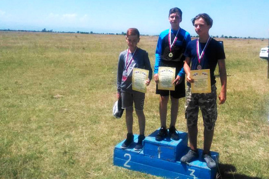12-летний череповчанин стал победителем Кубка мира по авиамодельному спорту