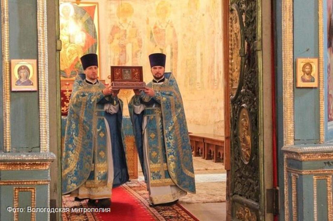 Ковчег с частицей мощей святителя Спиридона Тримифунтского привезли в Вологду