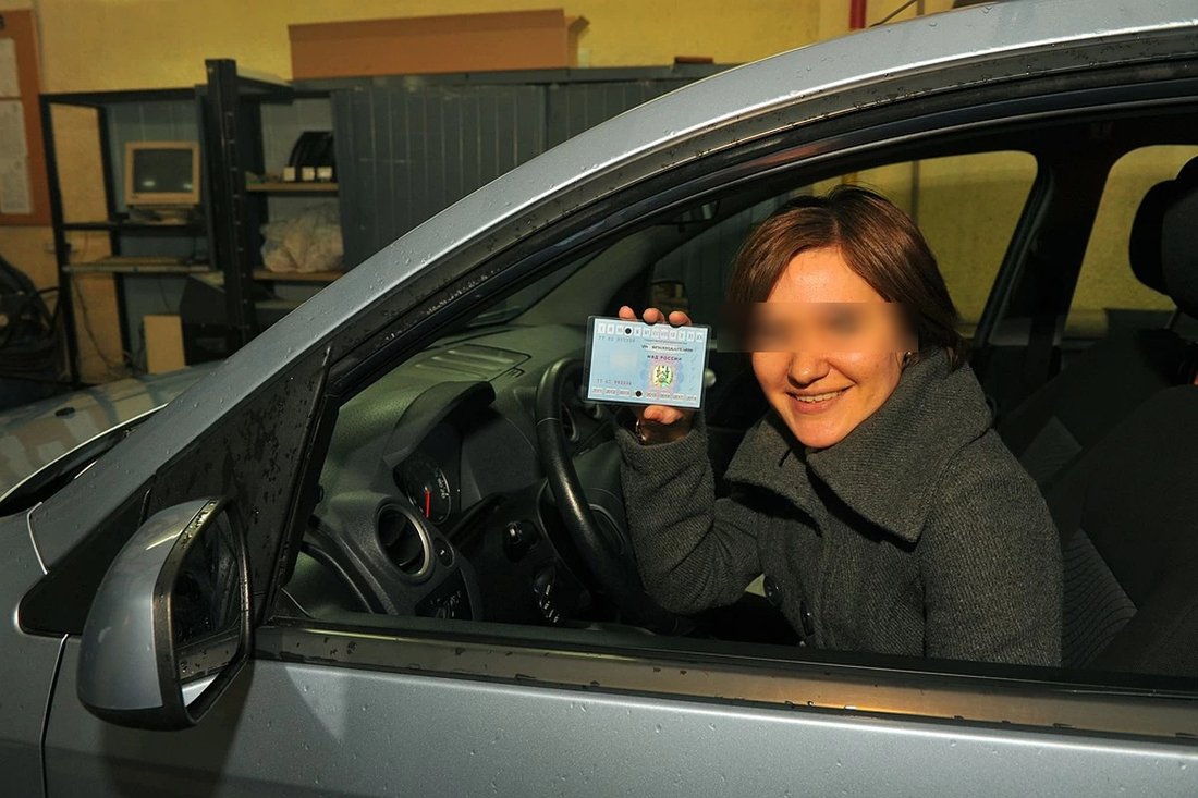 Нелегальный бизнес: жительница Тарноги продавала водителям фальшивые техосмотры
