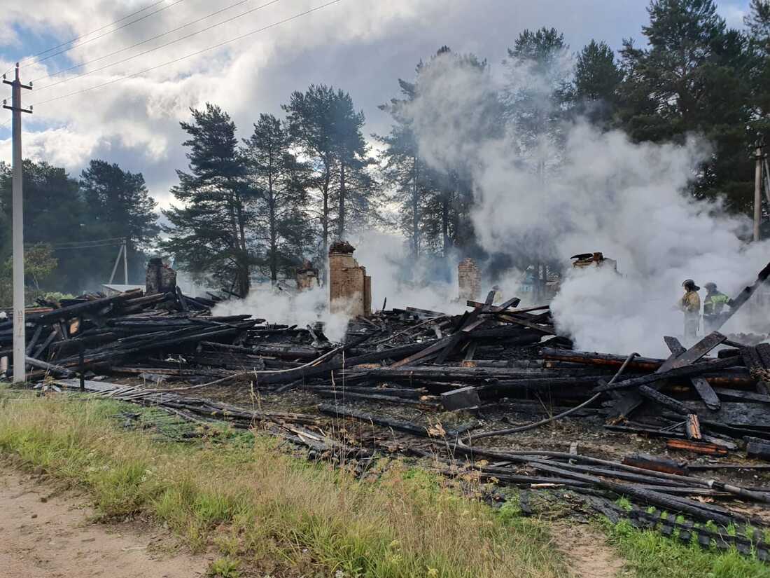 МЧС озвучило причины пожара в сельской школе в Великоустюгском районе