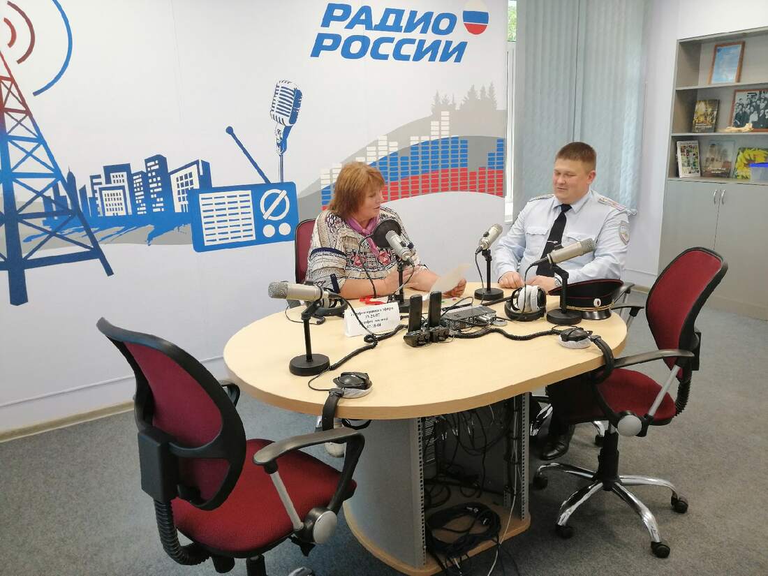 Цикл радиопередач о безопасности на дорогах начинается в Вологодской области