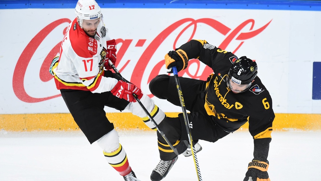 Хоккейная «Северсталь» обыграла на выезде пекинский «Куньлунь»